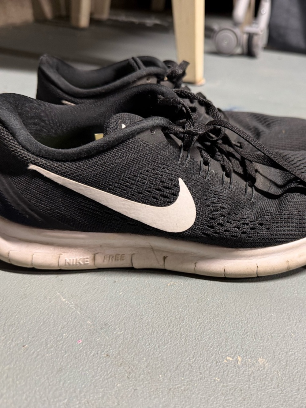 Nike Free RN Black White Running Shoes Women's Size 7.5